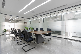 辦公室裝修中的色彩心理學：用色彩提升工作效